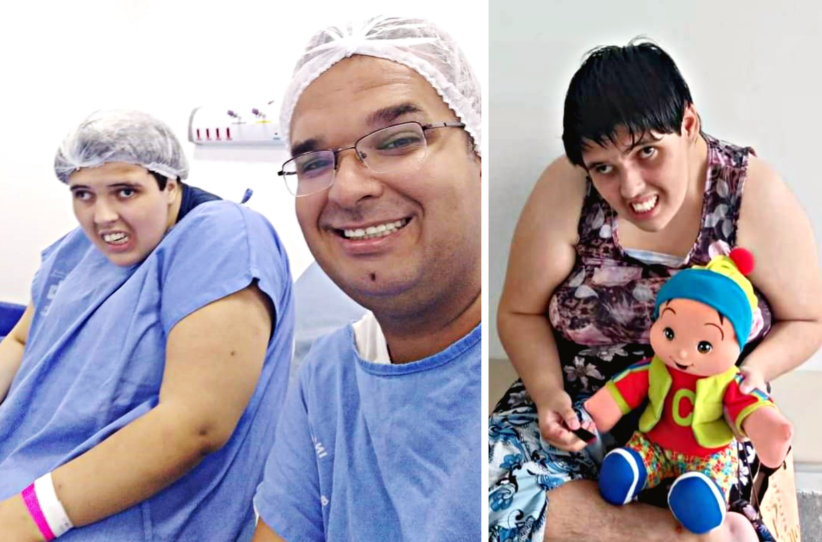 Montagem com duas fotos. Na imagem à esquerda, um homem e uma mulher estão em um ambiente hospitalar, ambos usando toucas e aventais cirúrgicos azuis. O homem sorri para a câmera, enquanto a mulher, sentada ao seu lado, apresenta uma expressão facial concentrada. Na imagem à direita, a mesma mulher está sentada, usando vestido estampado e segurando um boneco colorido no colo, com expressão semelhante à da primeira imagem. O cenário é simples, com fundo branco.