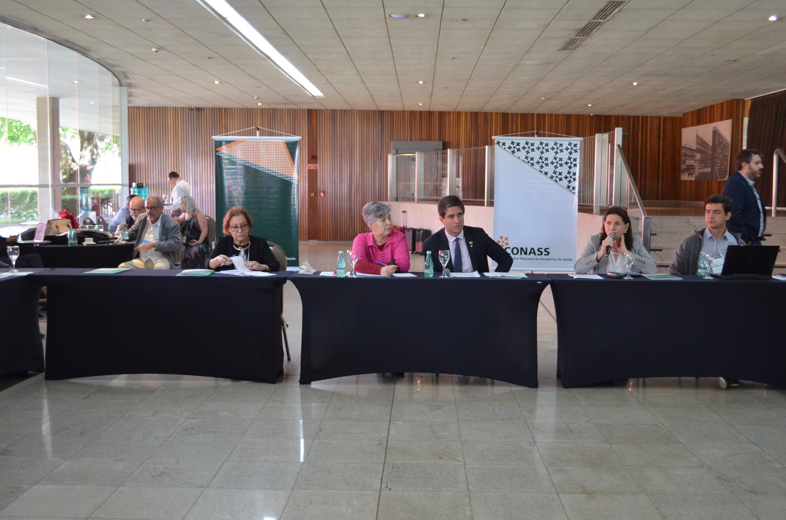 Carmen Zanotto participa da 5ª Assembleia do Conass em Brasília