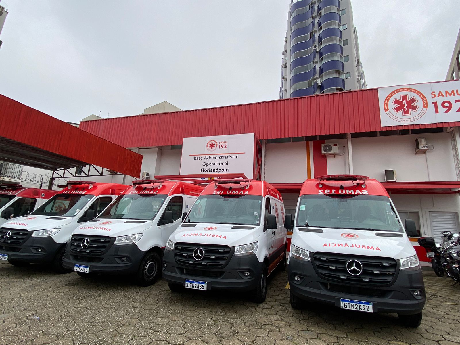 Novas ambulancias SAMU05