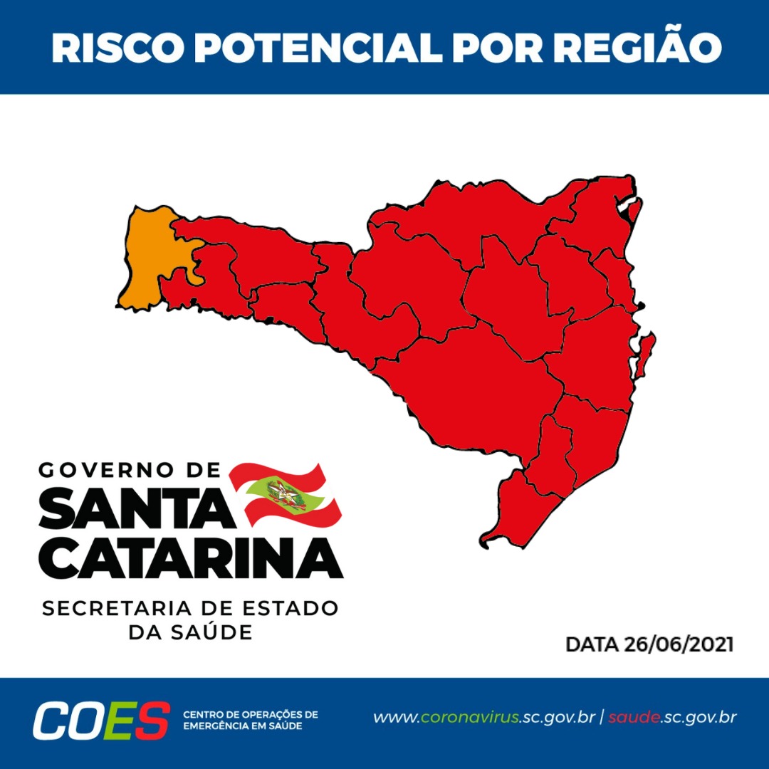 Matriz com mapa de Santa Catarina com todas regiões em vermelho com exceção de uma que esta em laranja