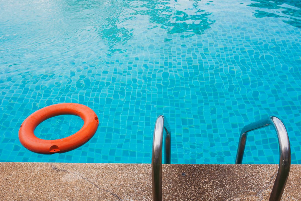 view swimming pool with ladder float