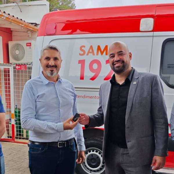 SAMU de Chapecó recebe duas novas ambulâncias para renovação da frota e reforça a qualidade nos atendimentos