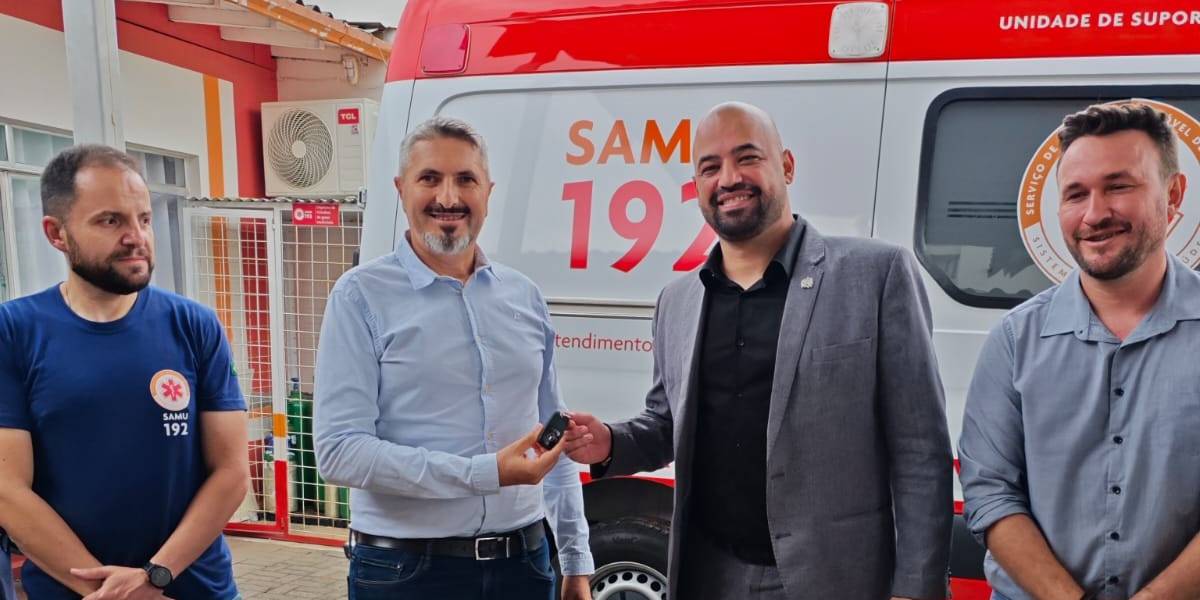 SAMU de Chapecó recebe duas novas ambulâncias para renovação da frota e reforça a qualidade nos atendimentos