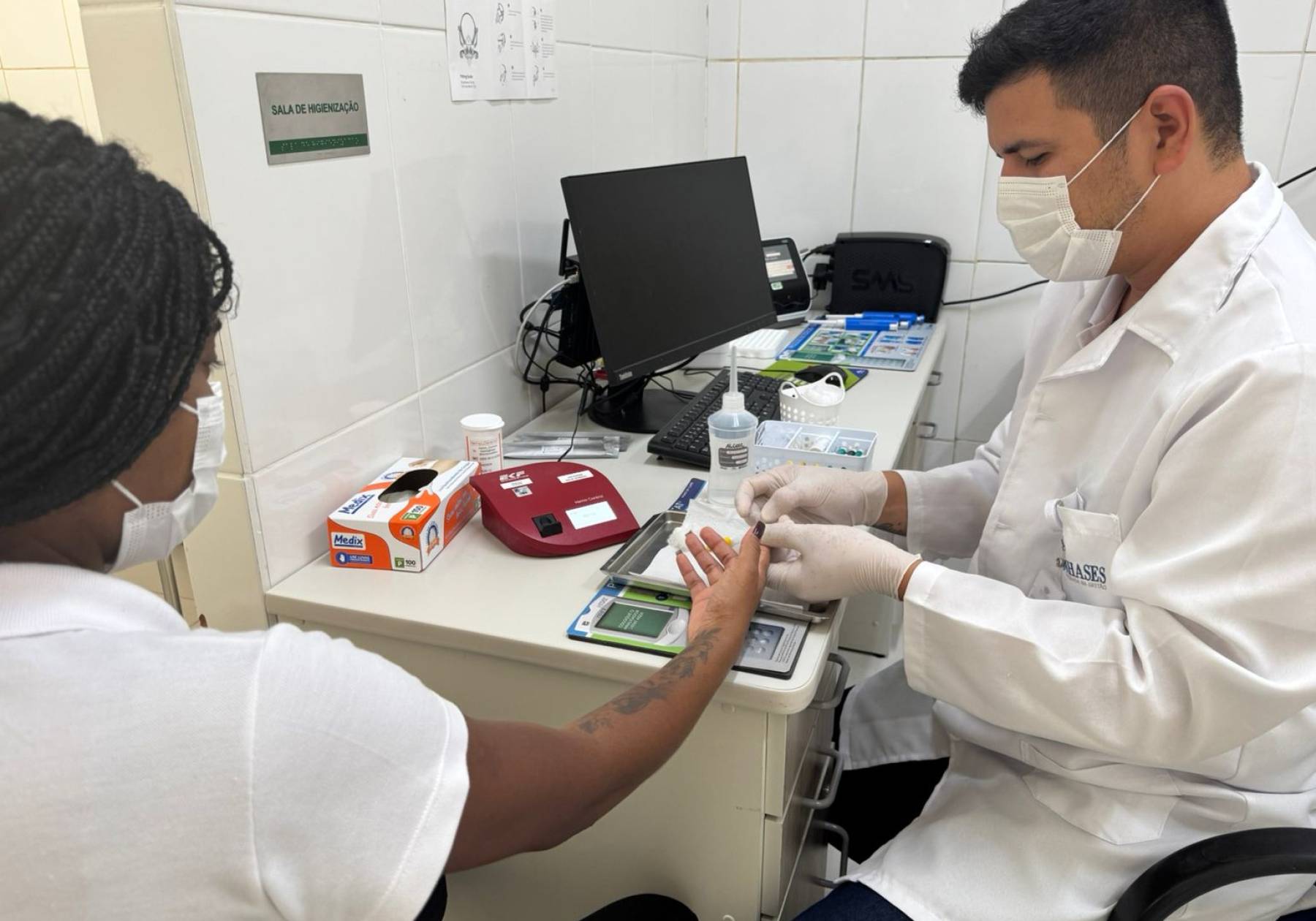 Dengue SC: Florianópolis inicia o uso de aparelhos que medem a gravidade da dengue, disponibilizados pelo Estado