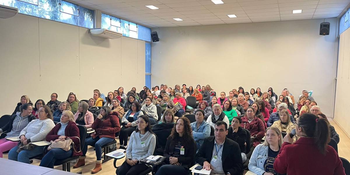 Agosto Dourado: Maternidade Dona Catarina Kuss promove capacitação para agentes comunitários de saúde em Mafra
