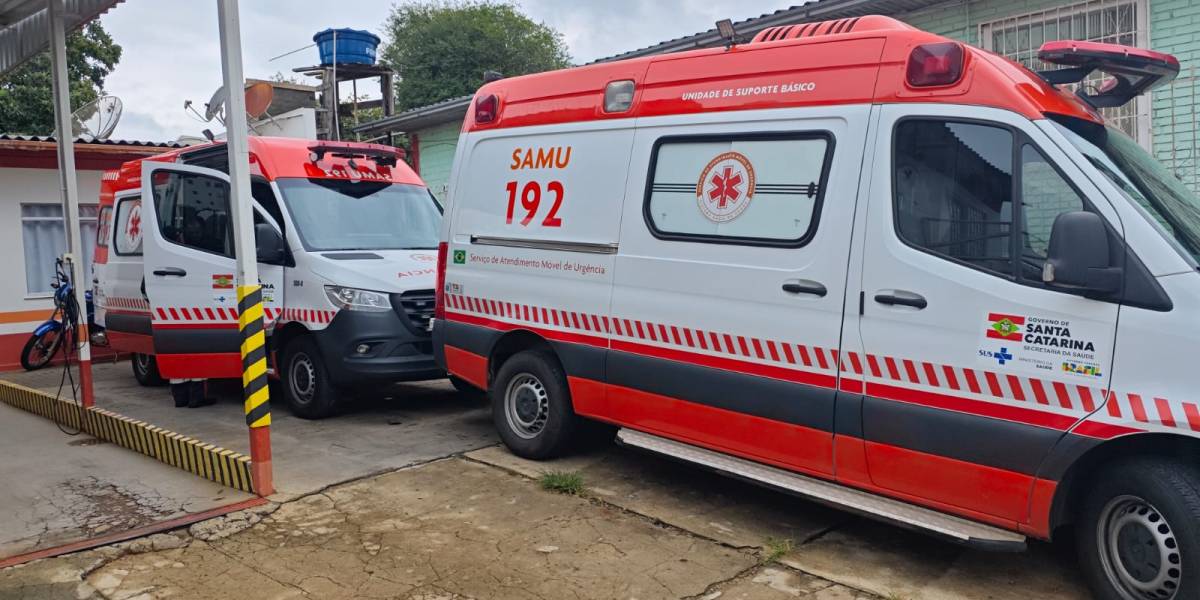 SAMU SC alcança a marca de 100 ambulâncias básicas para atendimento à população