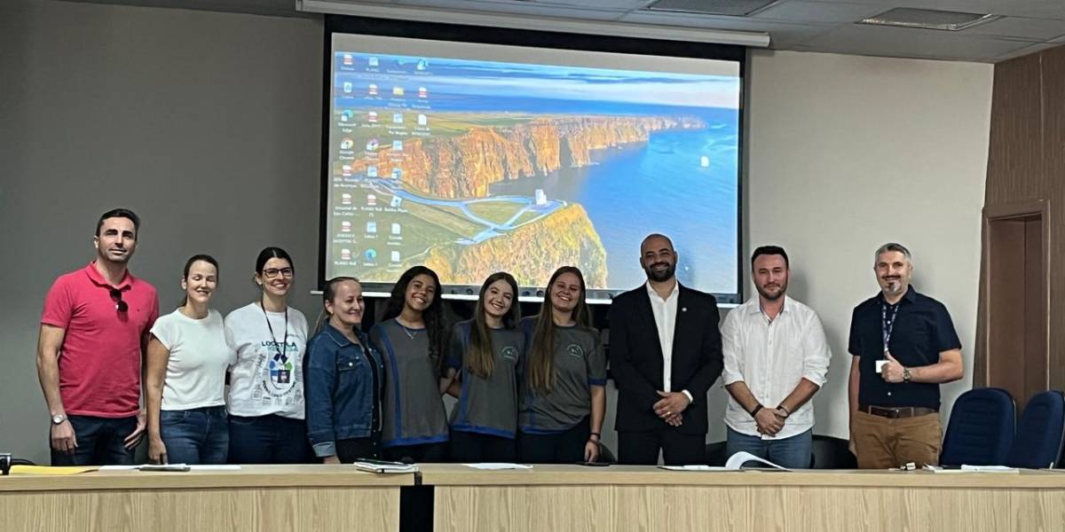 Escola do Extremo-Oeste desenvolve projeto preventivo de combate à dengue e mobiliza líderes estudantis