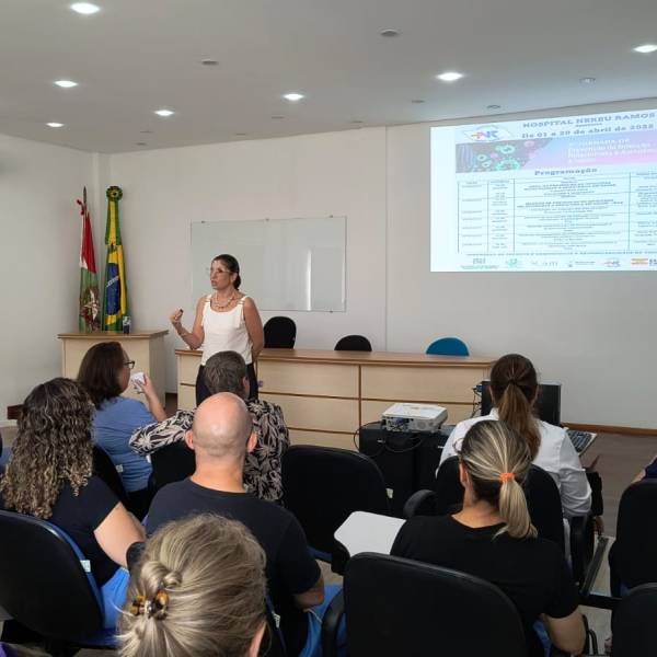 Hospital Nereu Ramos promove evento de prevenção de infecções na assistência à saúde