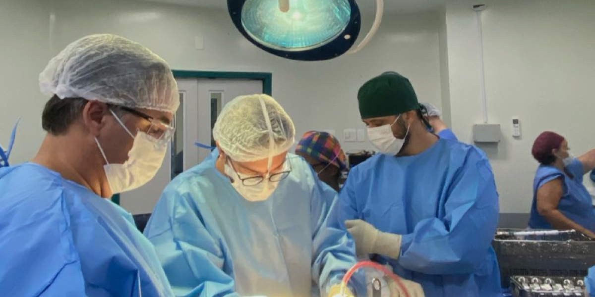 Hospital Celso Ramos retoma transplantes ósseos com cirurgia de quadril
