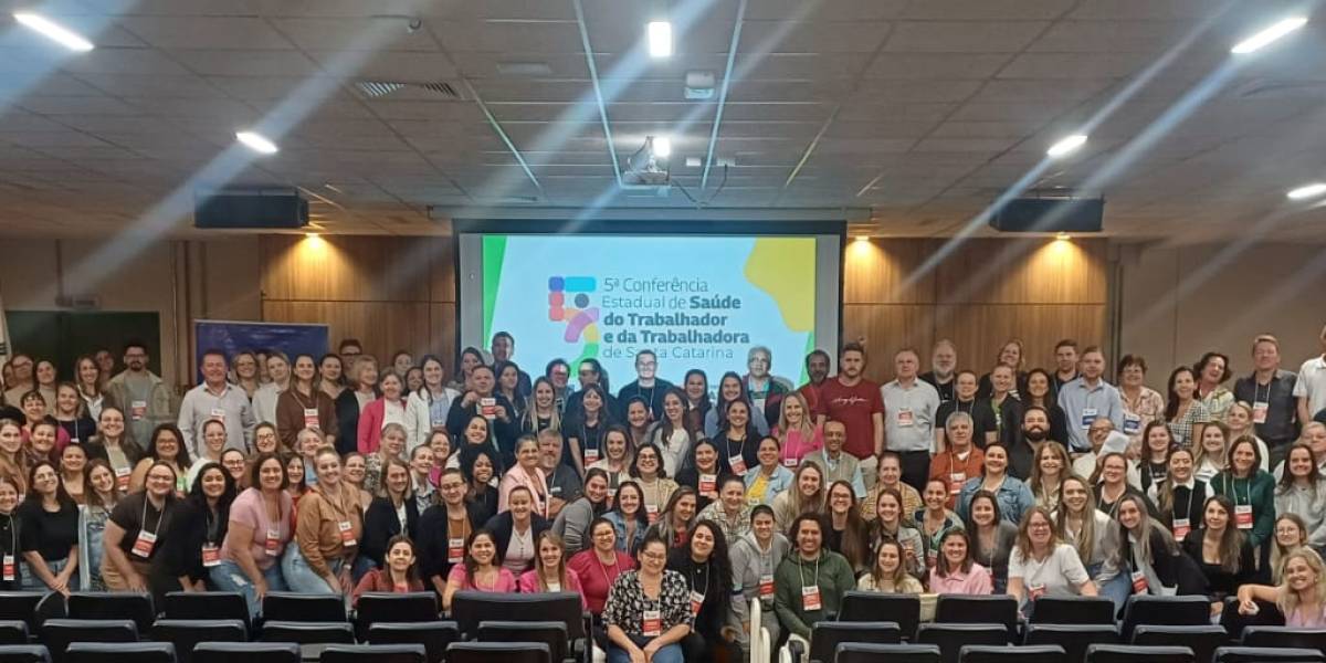 Chapecó recebe etapa macrorregional da 5ª Conferência Estadual de Saúde dos Trabalhadores do Grande Oeste