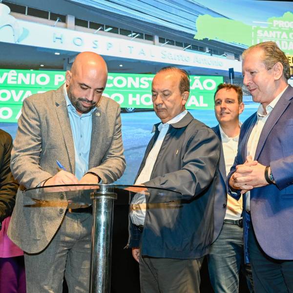 Saúde em Obras: Jorginho Mello autoriza repasse de R$ 98 milhões para nova torre do Hospital Santo Antônio, em Blumenau