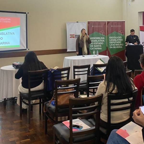Secretaria de Estado da Saúde realiza Capacitação sobre Estomias e Epidermólise Bolhosa em São Bento do Sul