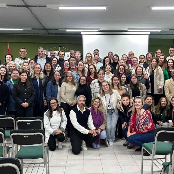 No Médio Vale do Itajaí, Saúde capacita profissionais para investigação de surtos de doenças de transmissão hídrica e alimentar
