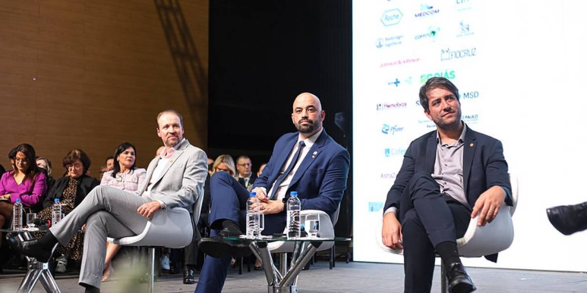 Secretário de Estado da Saúde, Diogo Demarchi, participa do XXXVIII Congresso do Conasems e destaca protagonismo de estados e municípios