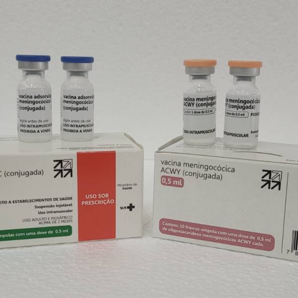 Santa Catarina passa a aplicar vacina meningocócica ACWY como reforço em crianças de 12 meses