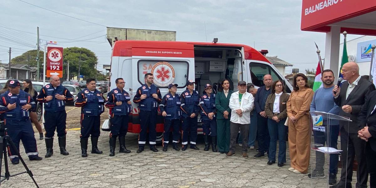 Estado entrega nova ambulância do SAMU e avança com a implantação de nova base em Arroio do Silva 