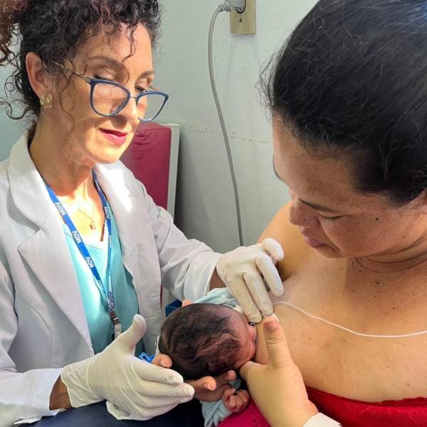Agosto Dourado: Maternidade Darcy Vargas realiza ações na Semana Mundial de aleitamento materno