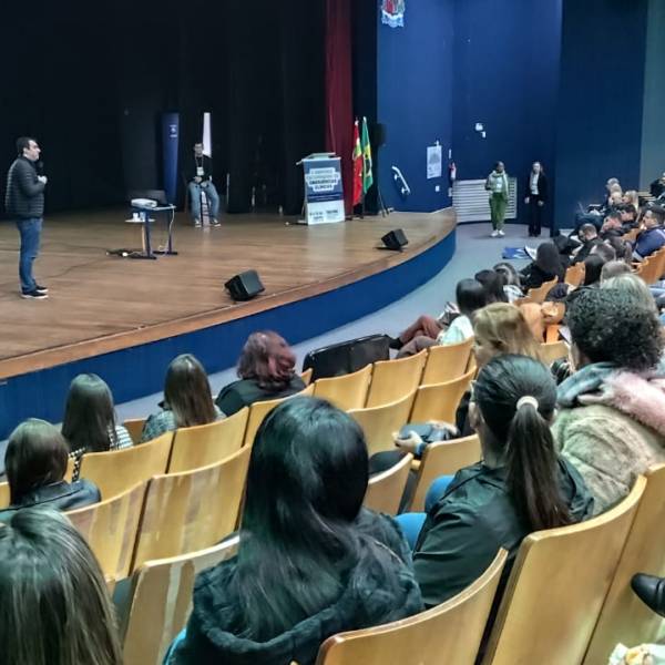 Simpósio Catarinense de Emergências Clínicas qualifica profissionais para fortalecimento da rede de atendimento de urgência