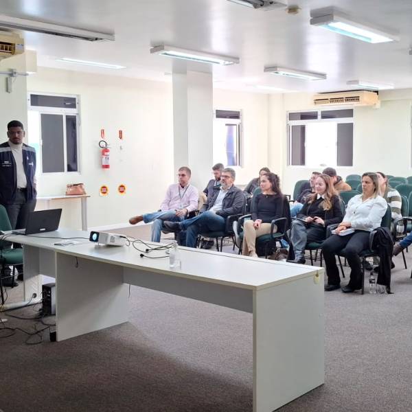 Secretaria de Saúde apresenta ações e reforça estratégias no enfrentamento às emergências em saúde