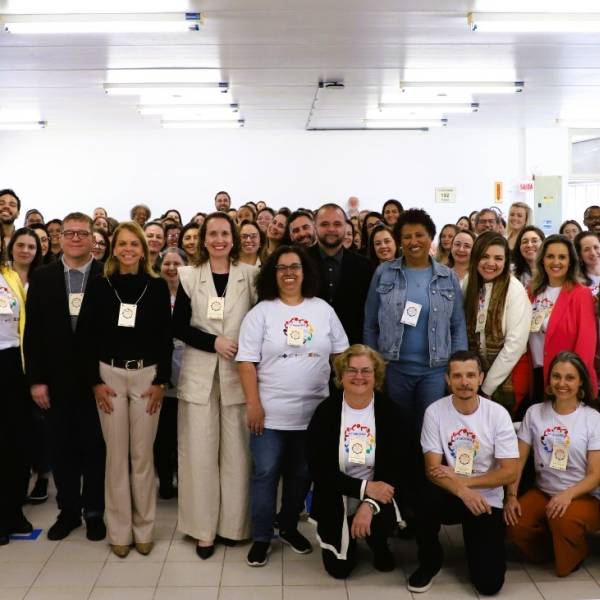 Secretaria de Saúde realiza 13ª Mostra HumanizaSUS e destaca práticas inovadoras no estado