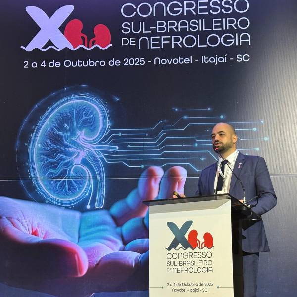 Iniciativas do Estado para pacientes renais são destaque no Congresso Sul-Brasileiro de Nefrologia