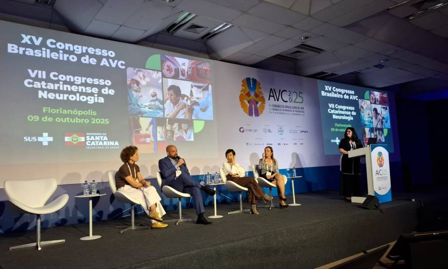 Secretário de Saúde destaca avanços do Estado no enfrentamento do AVC em congresso