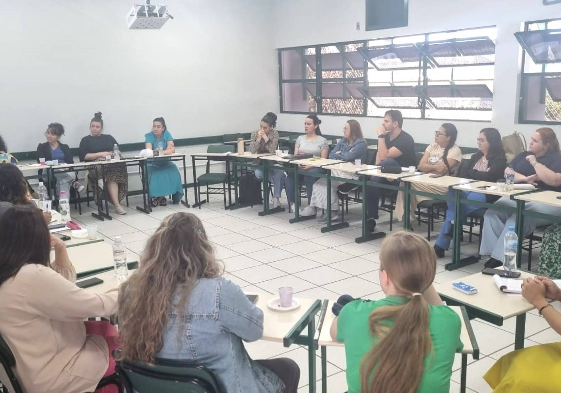 SC reforça políticas de saúde mental em terceiro encontro do Nós na Rede