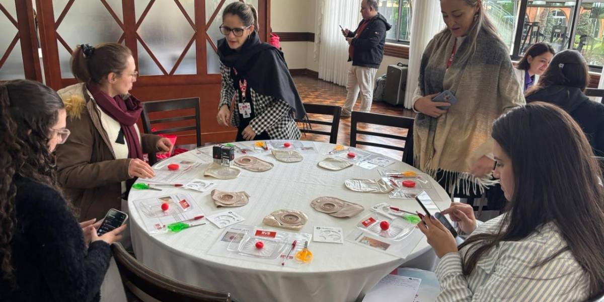 Novembro Verde: Santa Catarina fortalece política pública e se consolida como referência nacional na atenção às pessoas com ostomia