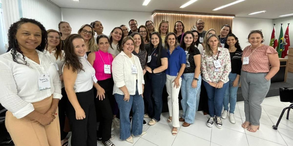 Saúde SC promove encontro sobre estágios obrigatórios nas unidades próprias