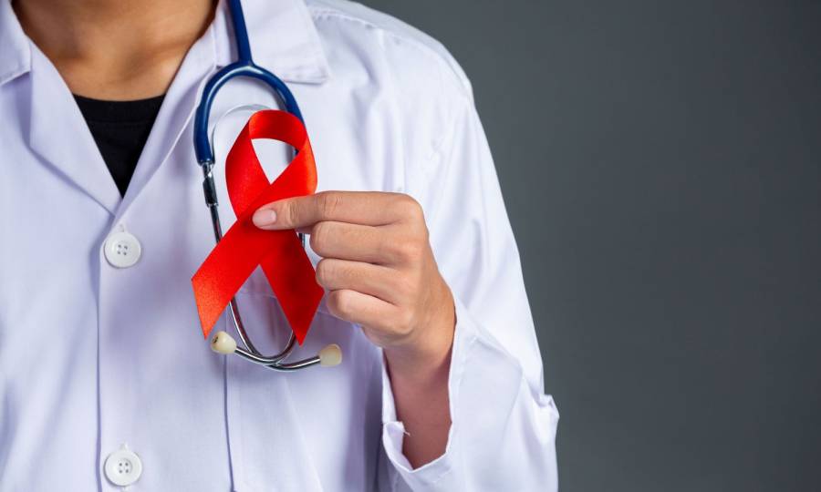 Dezembro Vermelho: Saúde reforça cuidados, prevenção e combate ao estigma sobre HIV/Aids 