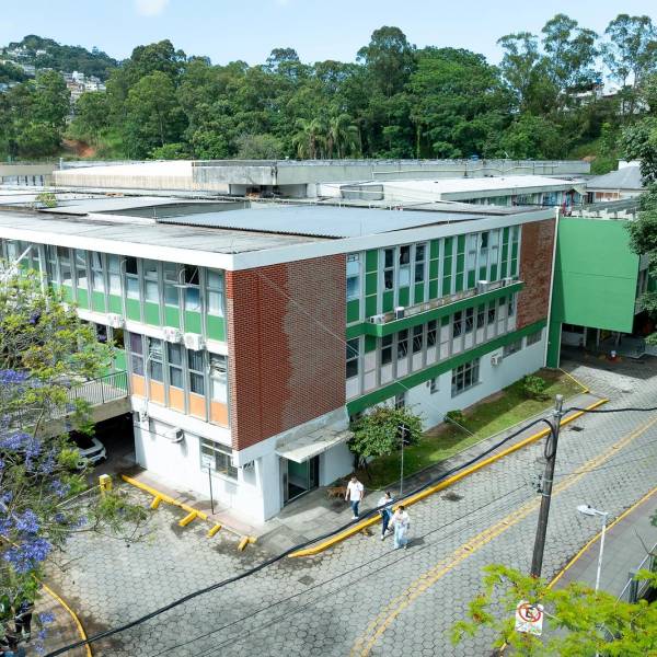 Saúde em Obras: Fachada do Hospital Infantil Joana de Gusmão passa por renovação