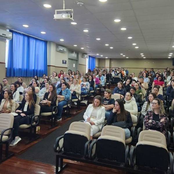 Santa Catarina qualifica mais de 800 profissionais da saúde para fortalecer a Triagem Neonatal
