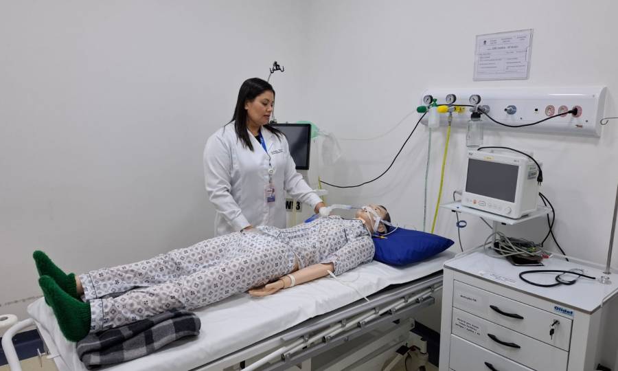 Hospital e Maternidade Tereza Ramos promove mais de 240 horas de capacitação para servidores em 2025