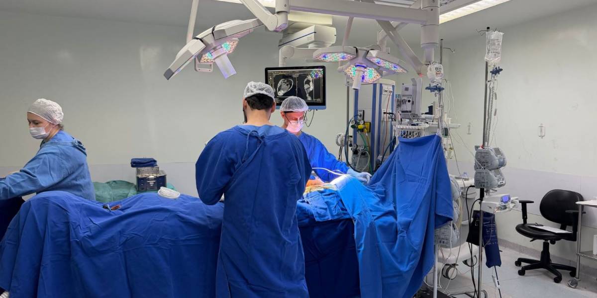 Criança com doença rara poderá voltar a andar após cirurgia moderna no Hospital Infantil Joana de Gusmão