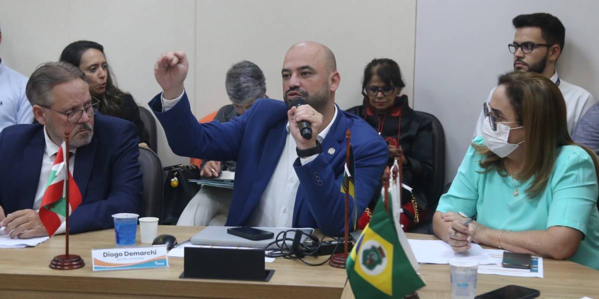 Secretário de Saúde participa da primeira assembleia do Conass em 2026 no Rio de Janeiro*