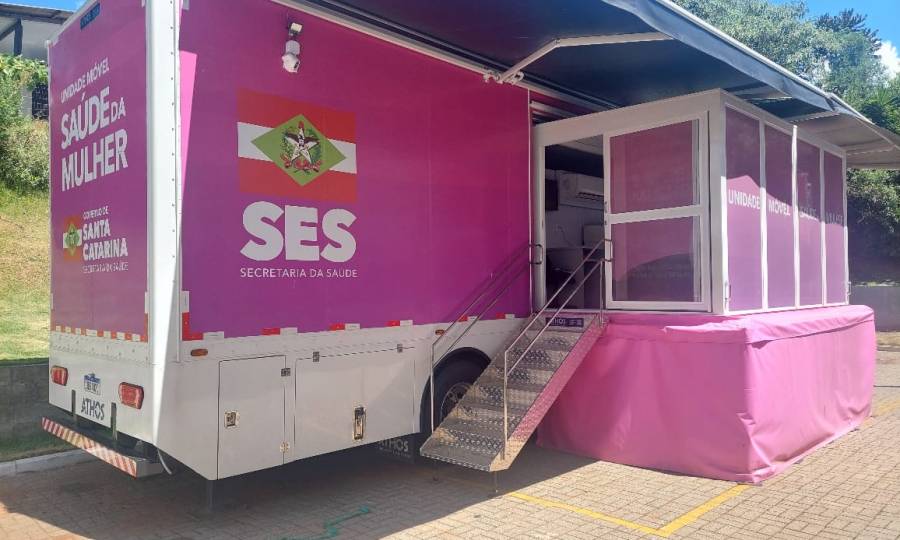 Em Faxinal dos Guedes, Carreta da Saúde da Mulher realiza exames para pacientes da região 