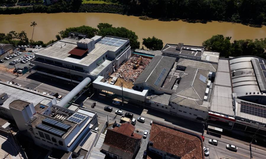Saúde em obras: Em Blumenau, construção da nova torre do Hospital Santo Antônio entra em nova etapa