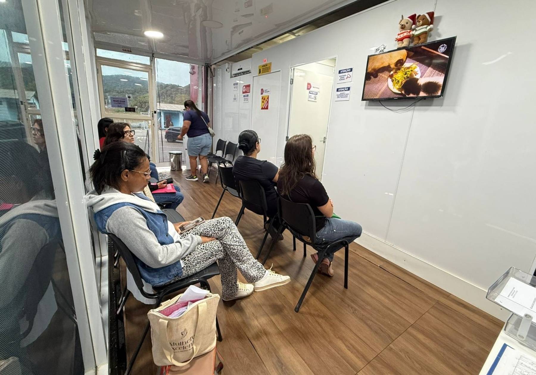 Carreta da Saúde da Mulher chega a Itapema e amplia exames de prevenção