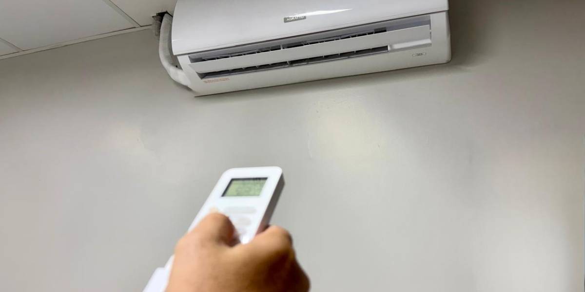 Troca de aparelhos de ar-condicionado moderniza climatização no Hospital Regional de São José