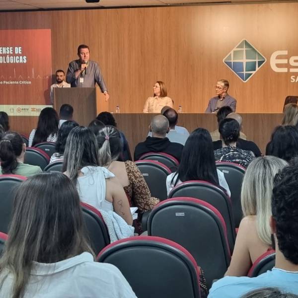 Simpósio de Emergências Cardiológicas qualifica profissionais e fortalece atendimento em Santa Catarina 