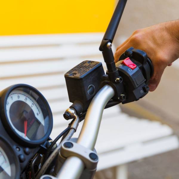 Saúde SC realiza pesquisa para entender comportamento de motociclistas em SC 