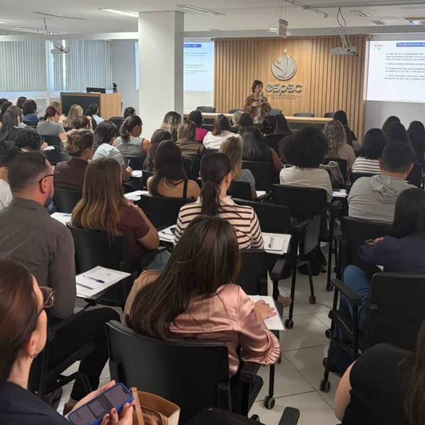 Santa Catarina avança na Linha de Cuidado do Diabetes com capacitação de profissionais da APS 
