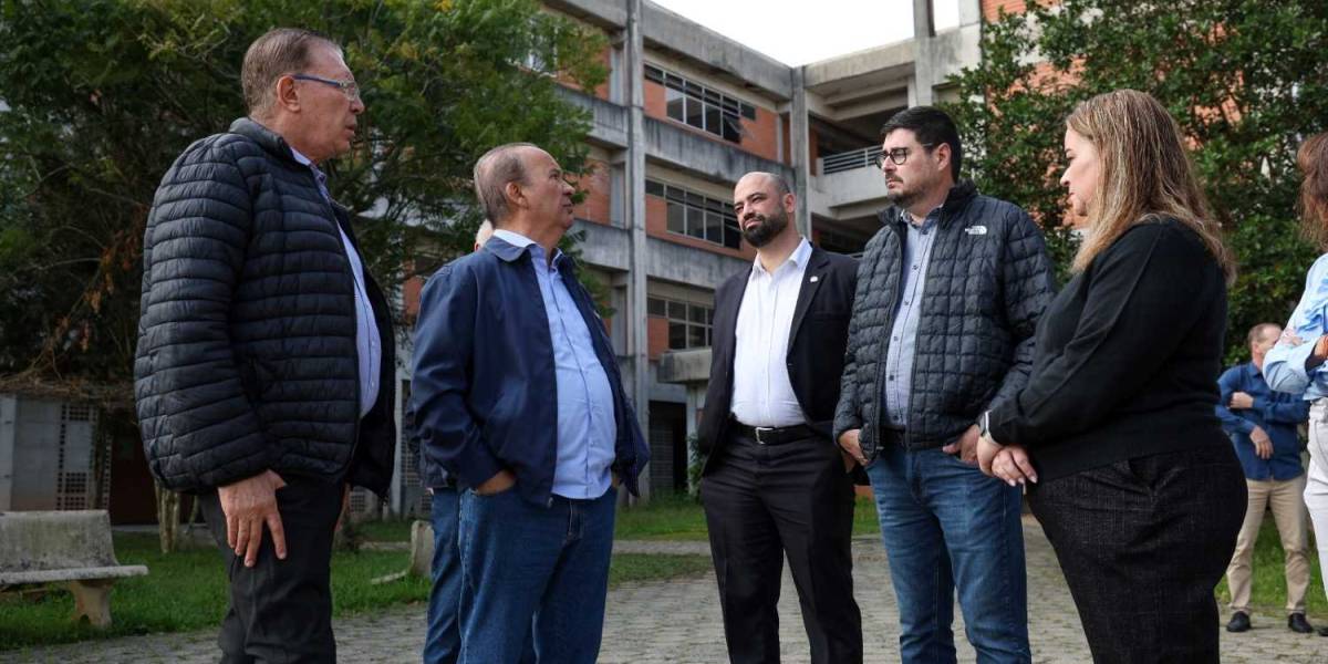 Governo de SC anuncia em parceria com a prefeitura de São José para a criação de um Complexo de Saúde