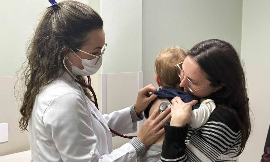 Hospital Infantil de Florianópolis registra alta superior a 50% nos casos de doenças respiratórias na Emergência