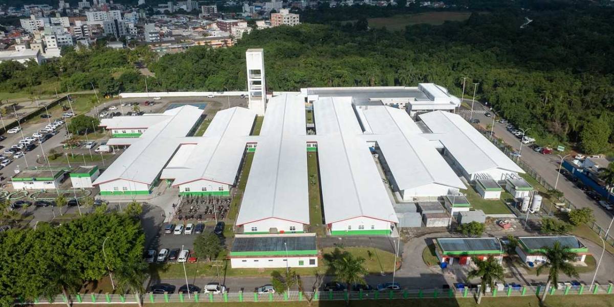Governo do Estado reestrutura Hospital Ruth Cardoso em Balneário Camboriú e garante mais equipamentos e serviços