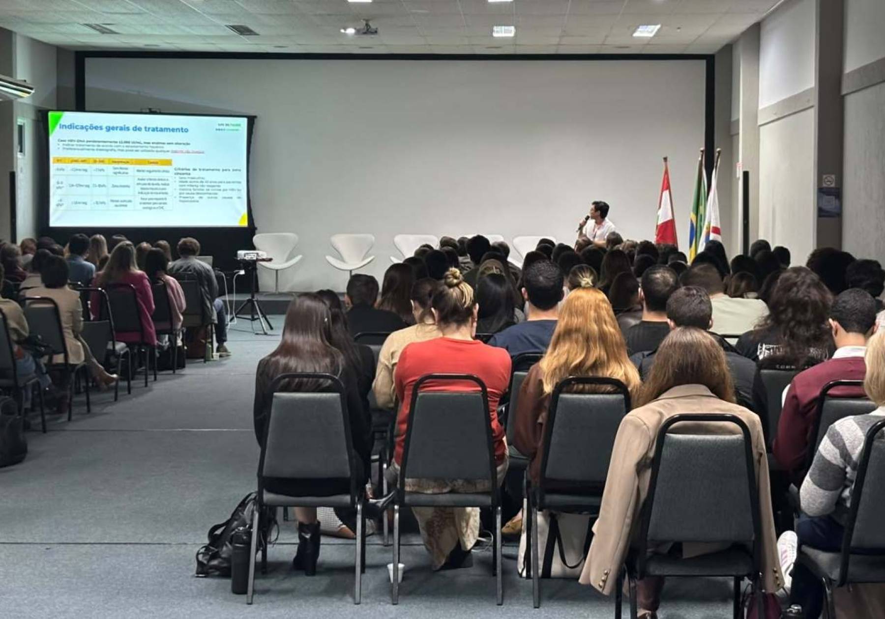 Capacitação reúne profissionais para fortalecer o enfrentamento às hepatites virais em Santa Catarina