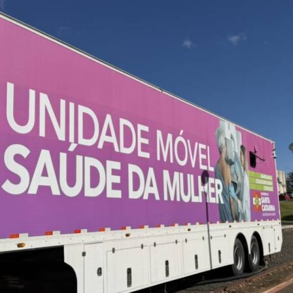 Em Caçador, Carreta da Saúde da Mulher realiza exames em pacientes da região