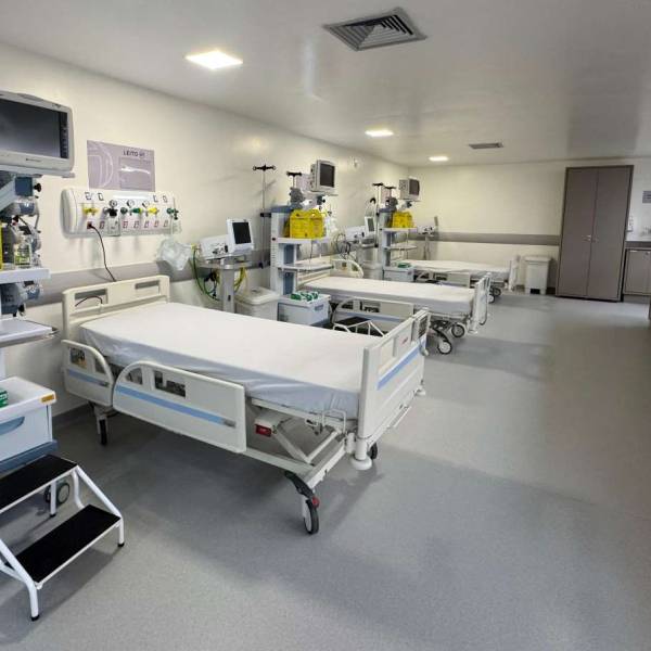 Saúde em Obras: Estado fortalece assistência hospitalar com novos leitos e melhorias na Grande Florianópolis