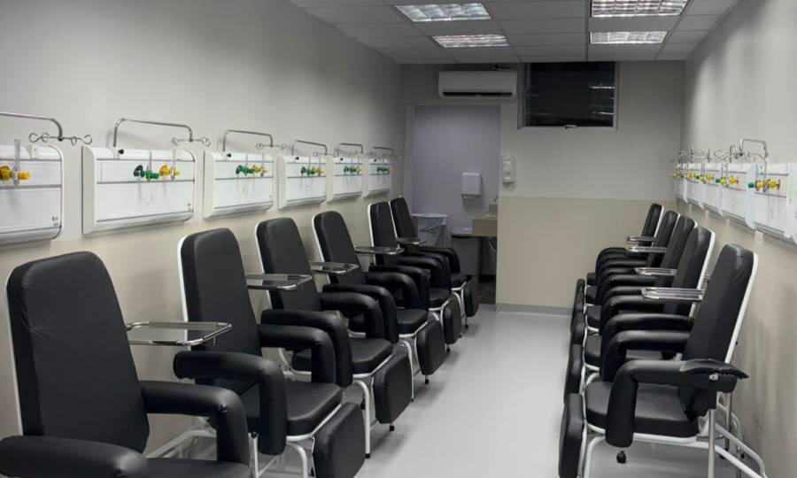 Hospital Regional de São José entrega nova Sala de Medicação para pacientes da Emergência