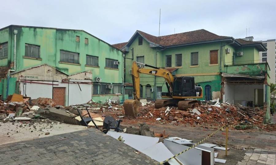 Com recursos do Estado, começam as obras para implantação do serviço de radioterapia no Hospital Regional Alto Vale, em Rio do Sul